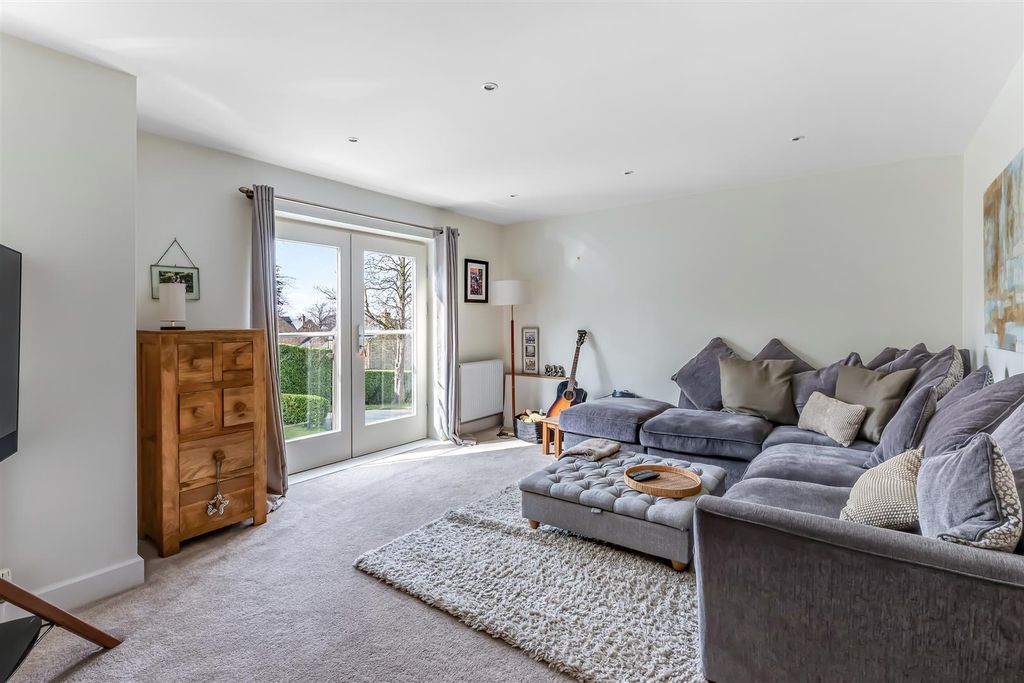 Property photo 3 of 32 Img_4461.Jpg