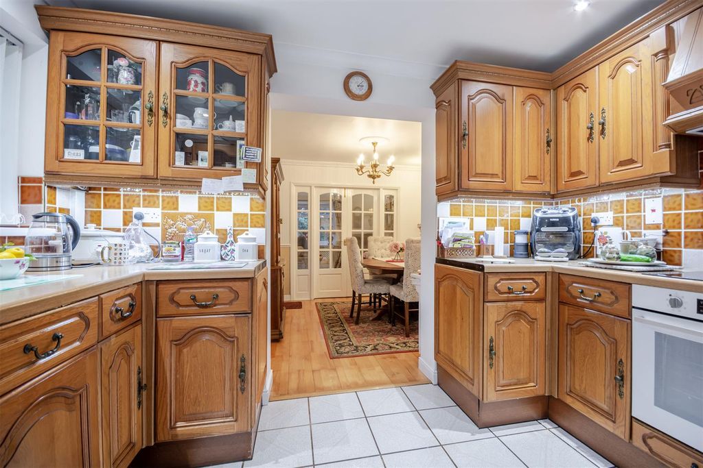 Property photo 3 of 34 Ccltd-5.Jpg