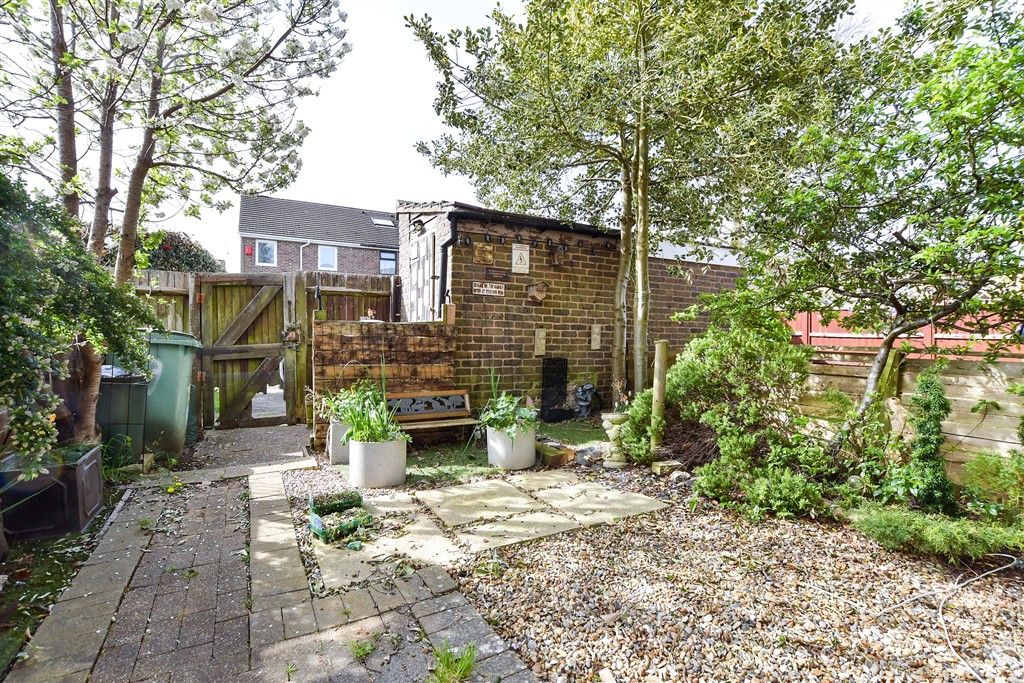 Property photo 2 of 8 Rear Garden