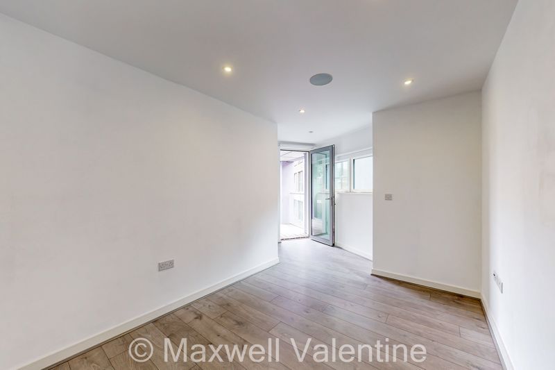Additional image 16 of 3 bed flat for saleSaffron Central Square, Croydon CR0