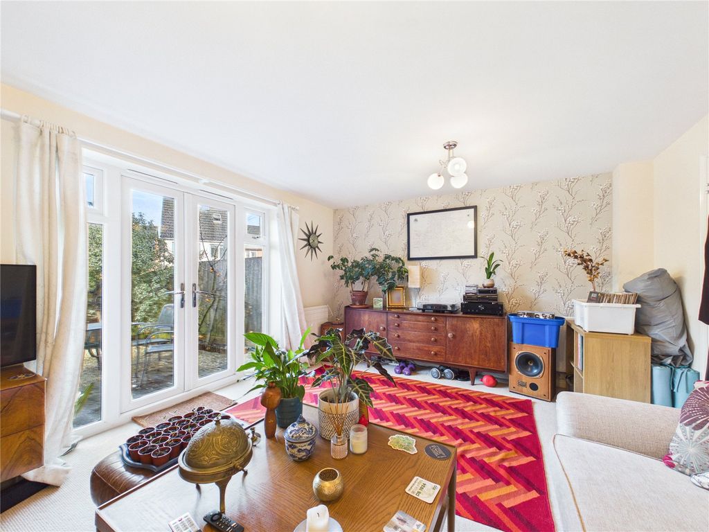 Property photo 3 of 22 Picture No. 03