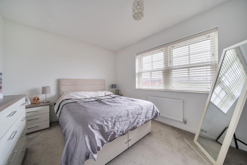 Property photo 3 of 13 1-6941748B59Ff3-1392858-1-69412942c304B-1.Jpg