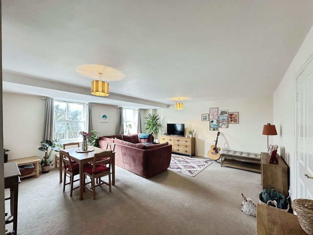 Property photo 2 of 13 Photo 13