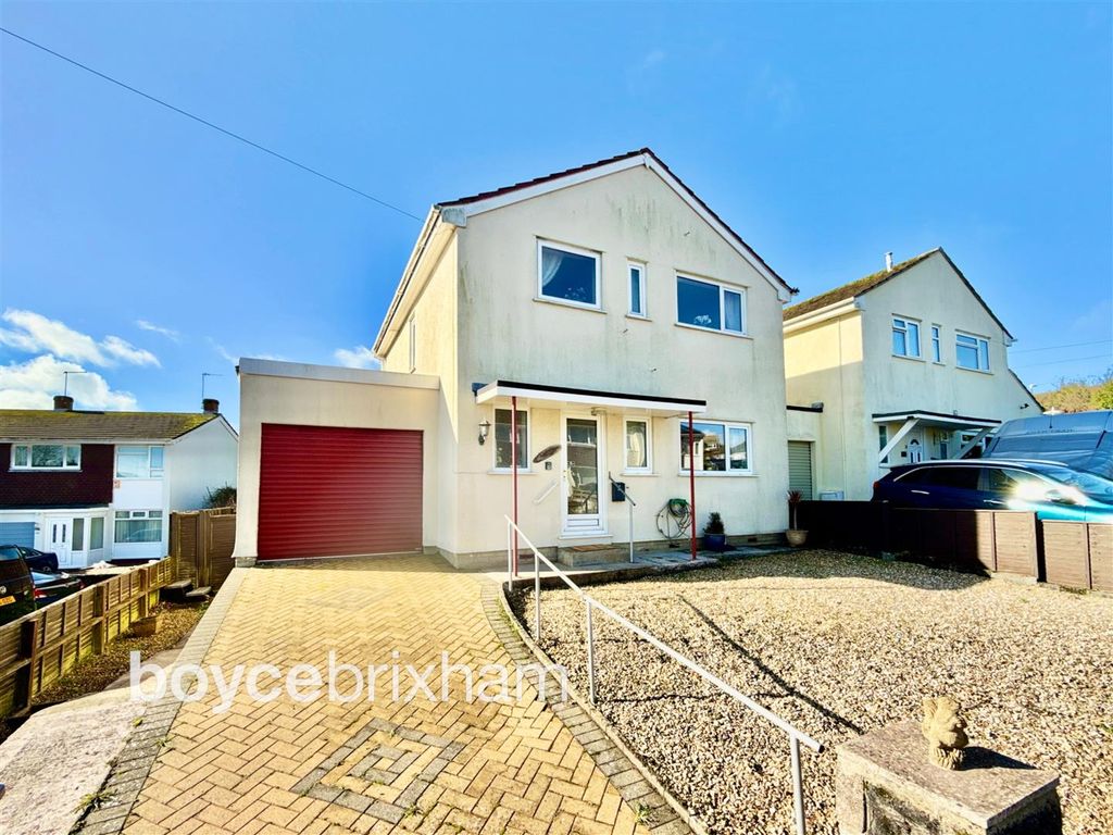 Property photo 1 of 24 Frontwm.Jpg