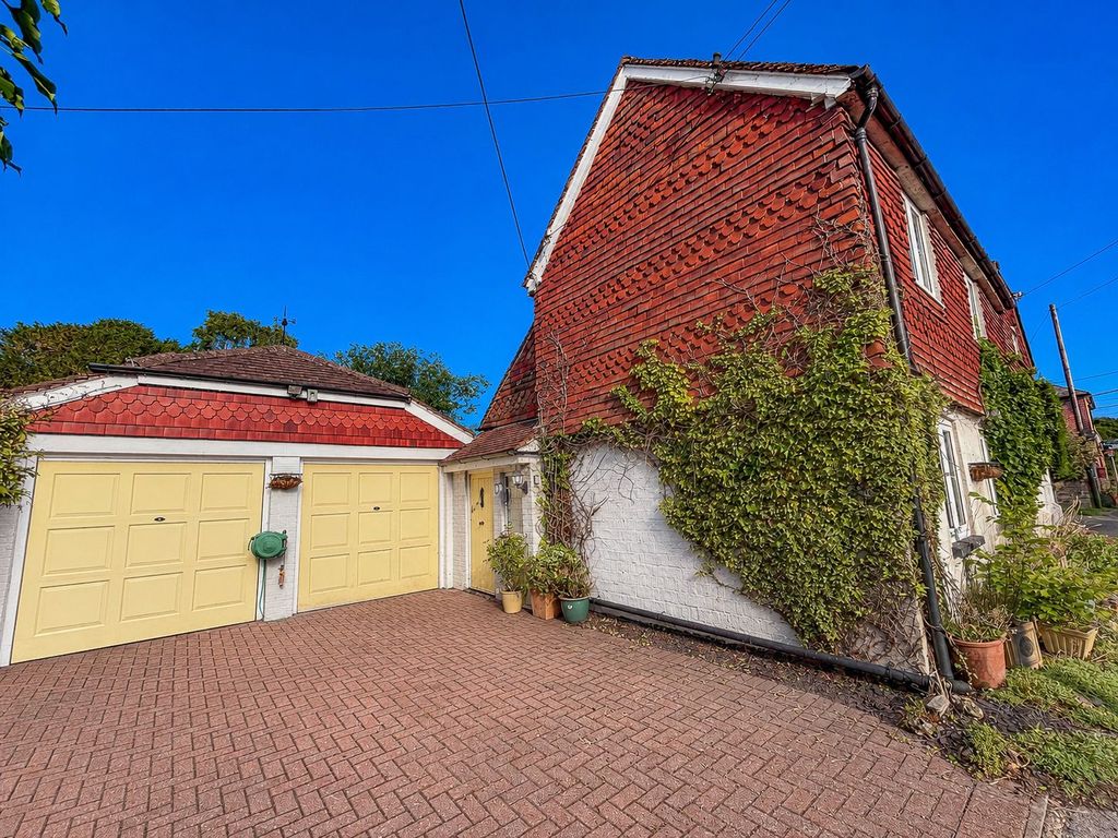 Property photo 3 of 22