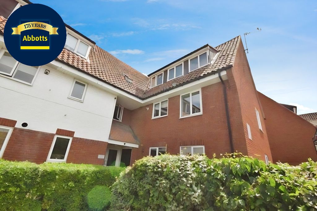 Property photo 1 of 6