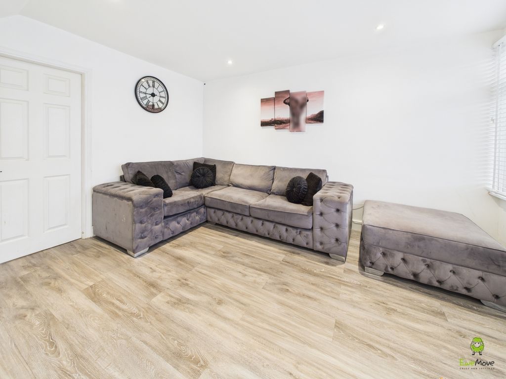 Property photo 2 of 17 Presented By Clinton At Ewemove Bexleyheath And Da