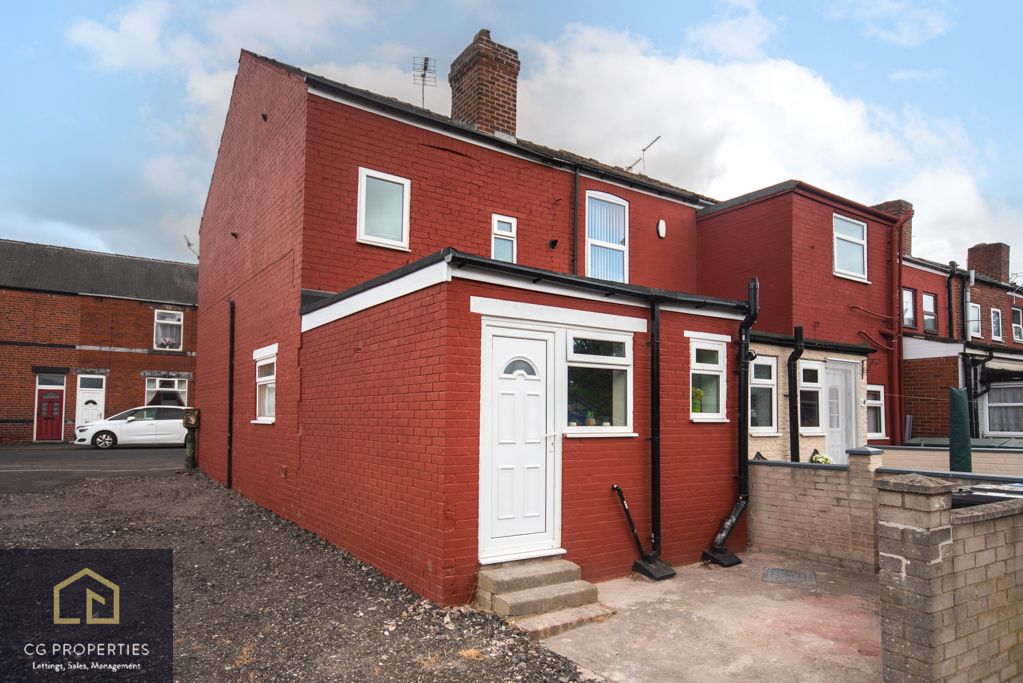 Property photo 2 of 41