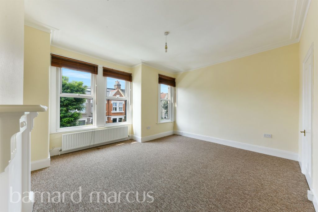 Property photo 3 of 8