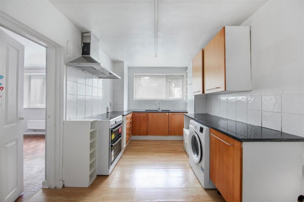 Property photo 3 of 6