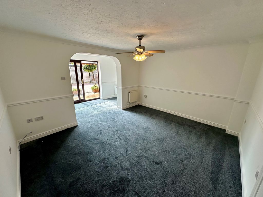 Property photo 3 of 14 View