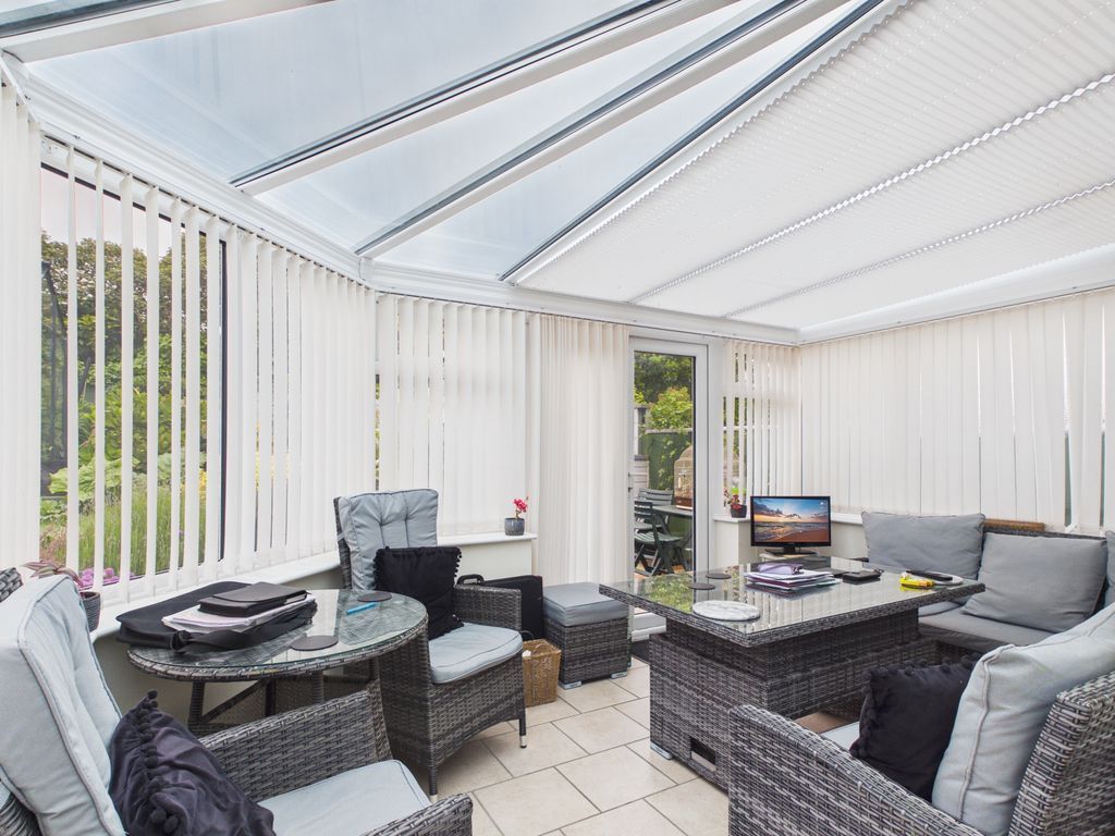 Property photo 3 of 15 Conservatory