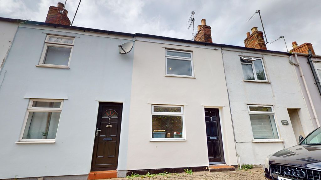 Property photo 1 of 17 Whitehart-08162024_121912
