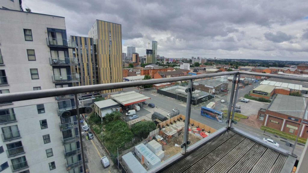 Property photo 3 of 12