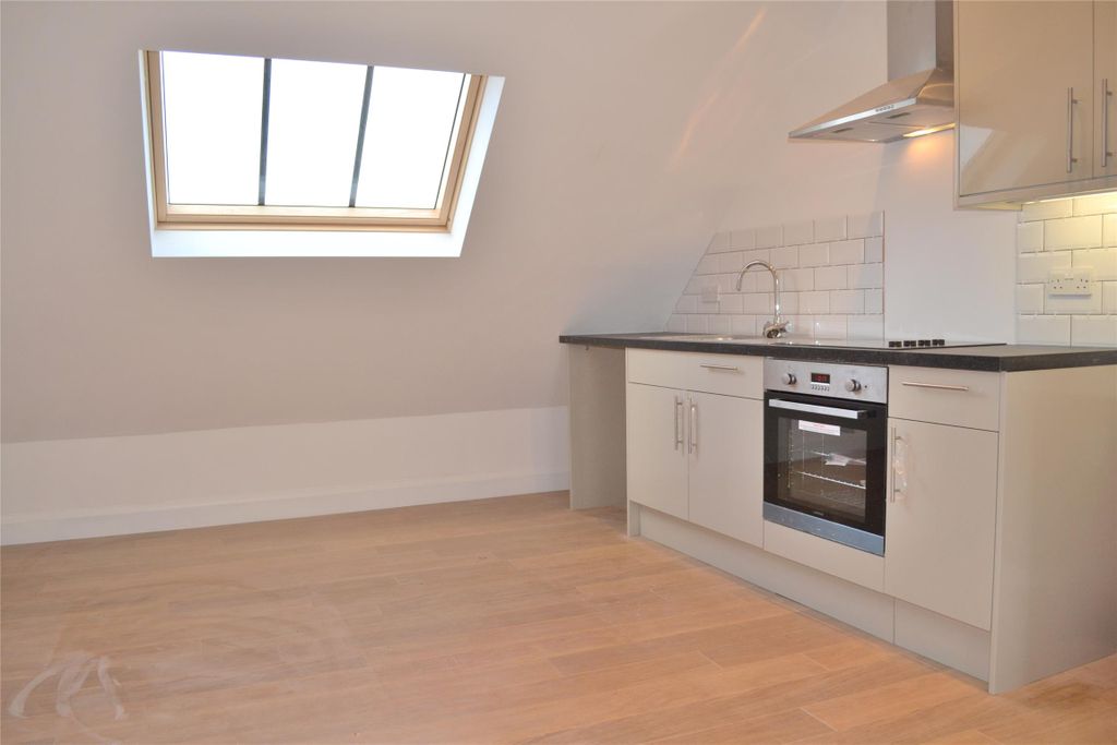 Property photo 2 of 9 Kitchen Area