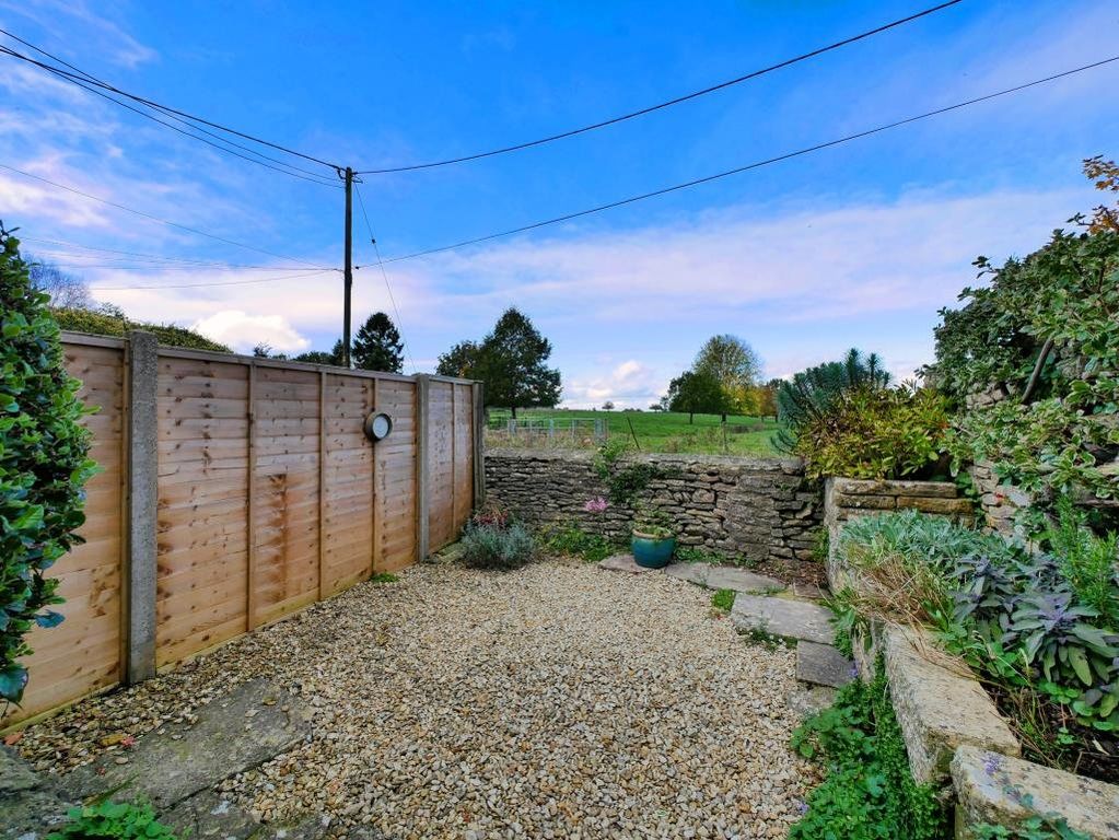 Property photo 3 of 10 Picture No. 06