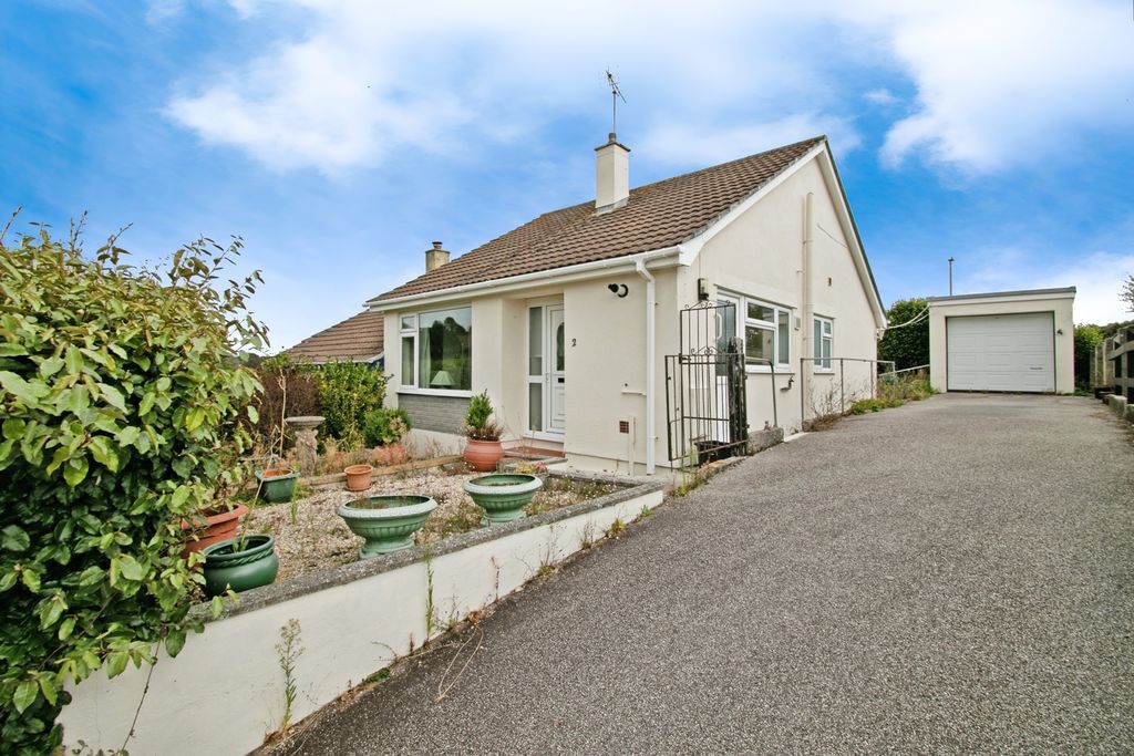 Property photo 1 of 17 Photo