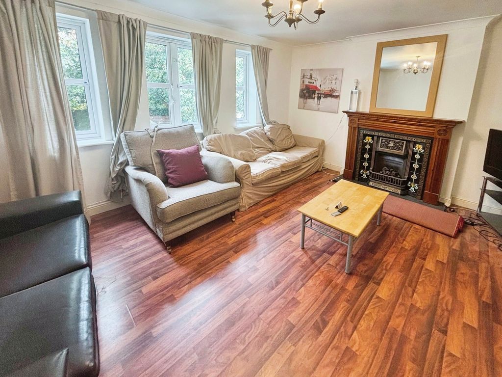 Property photo 2 of 16 Picture No. 81
