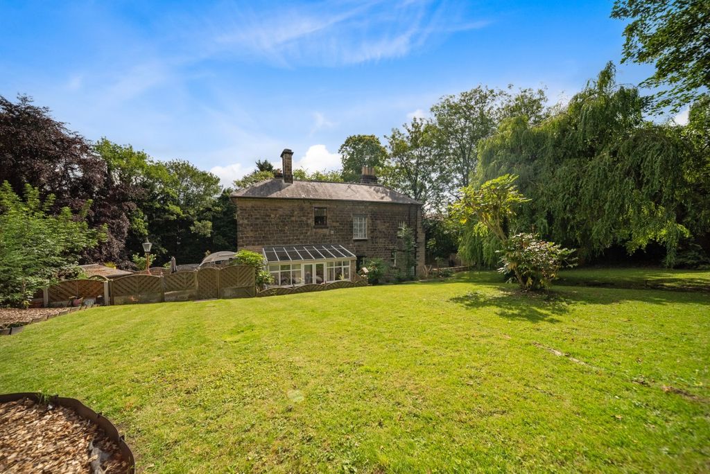Property photo 2 of 35 Picture No. 17