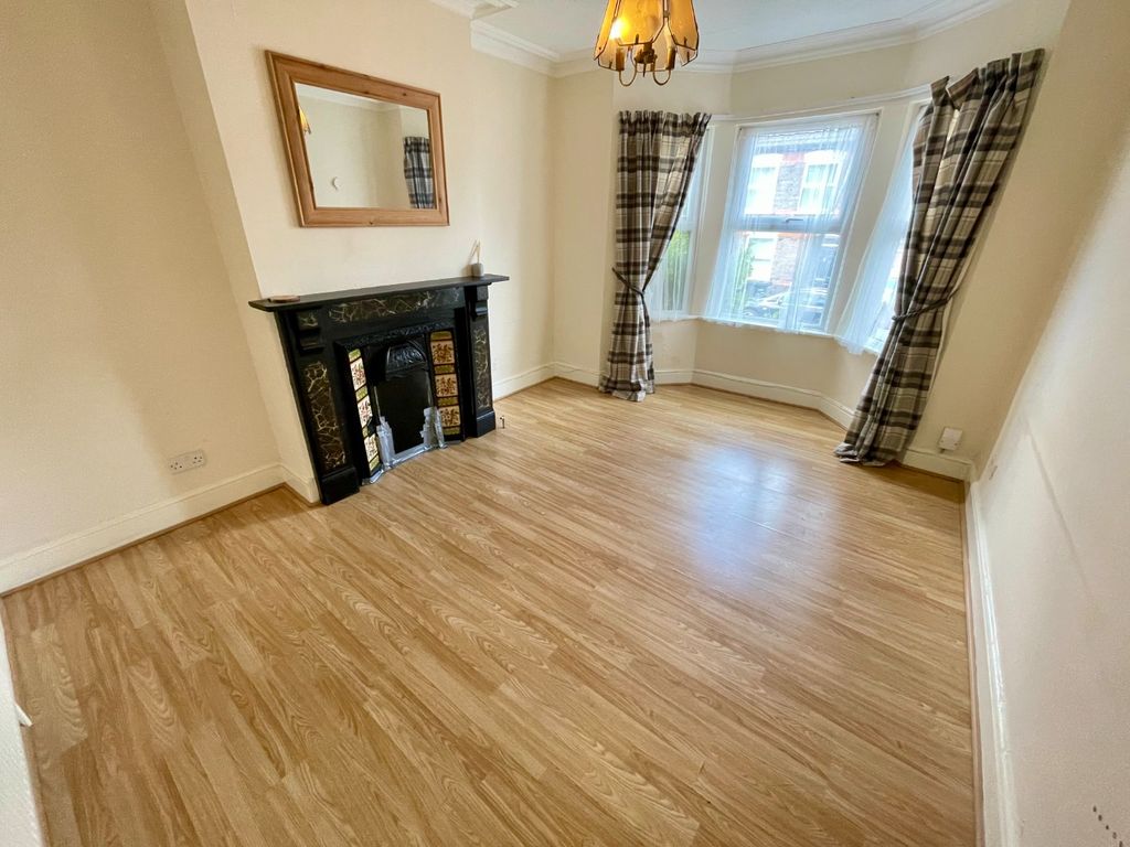 Property photo 3 of 9 4522192