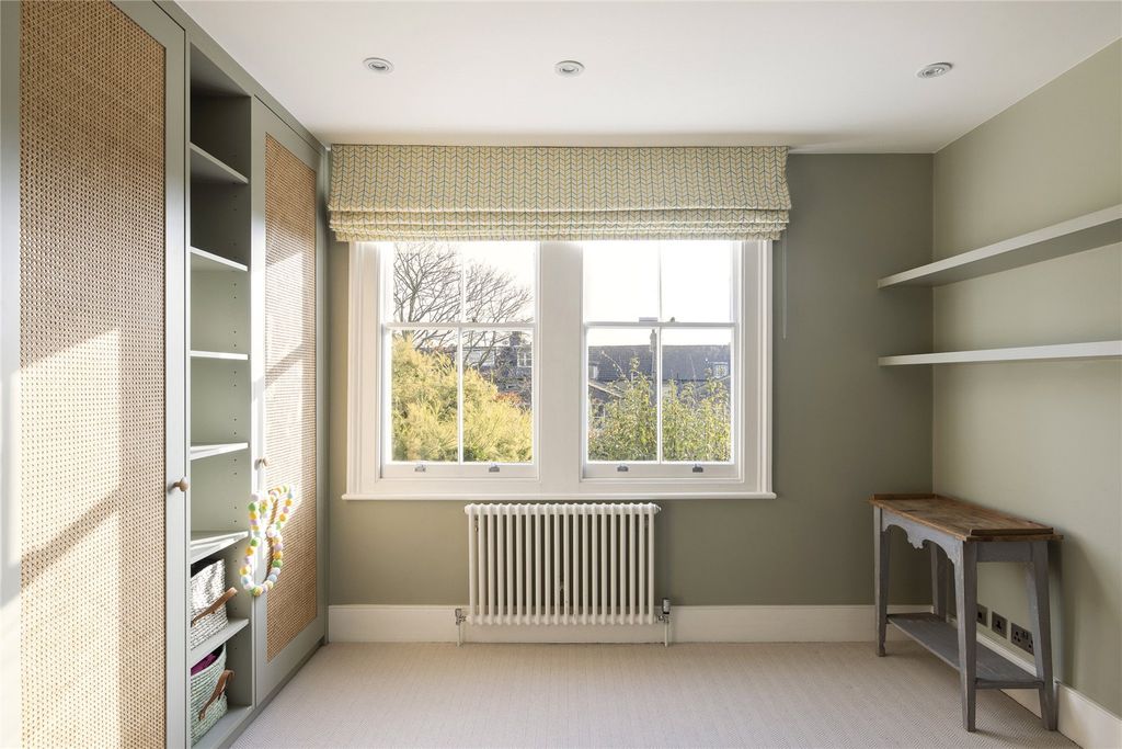 Property photo 3 of 10 Picture No. 14