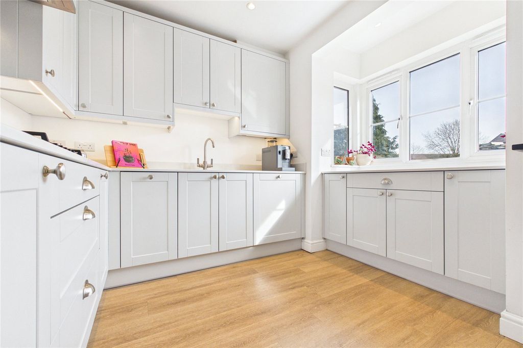 Property photo 3 of 24 Kitchen