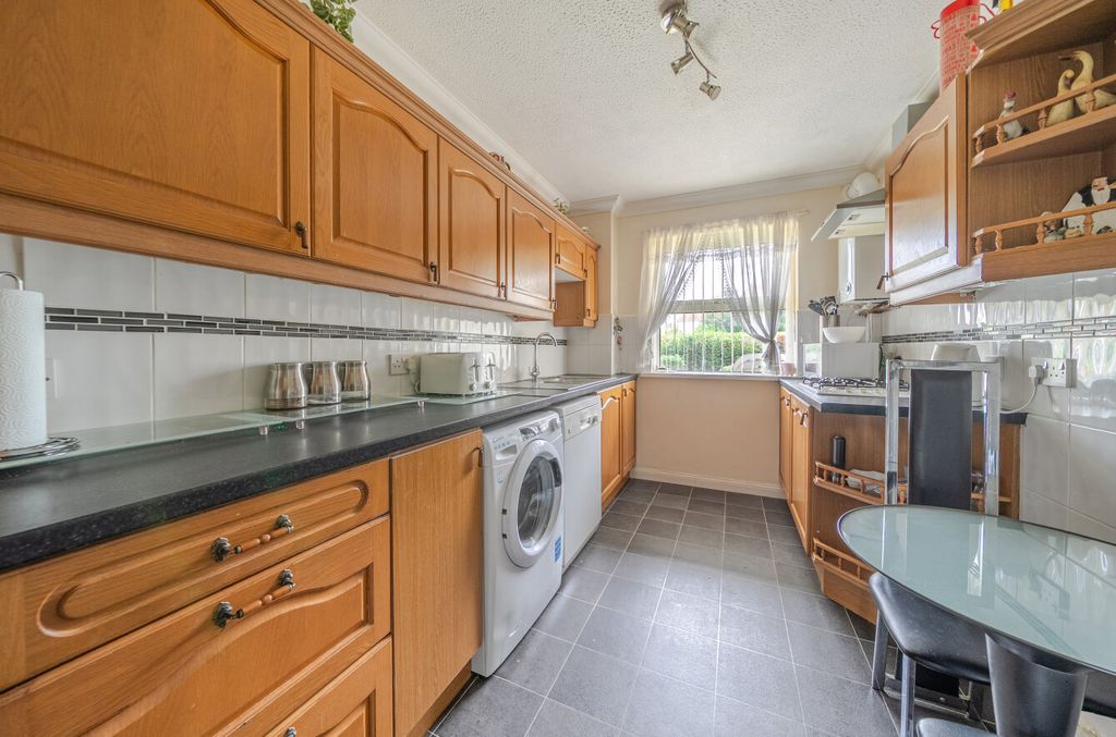 Property photo 3 of 13 1521315-17-1A08B3...