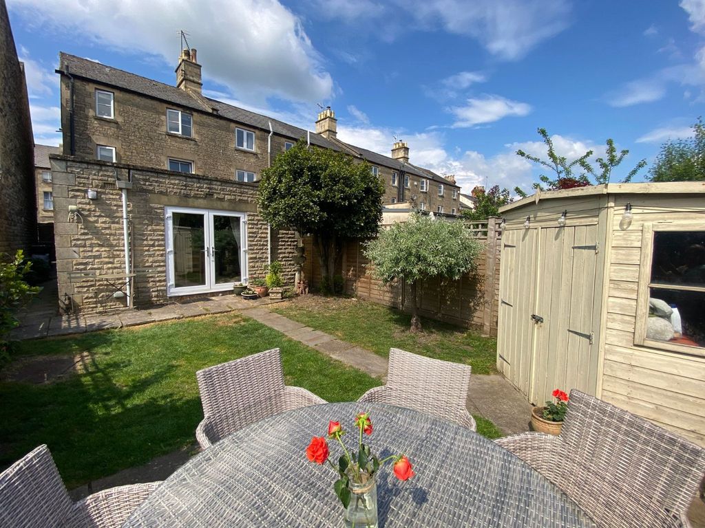 Property photo 2 of 17 Picture No. 36