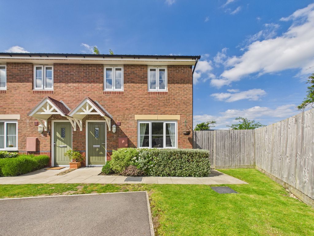 Property photo 1 of 19 Front