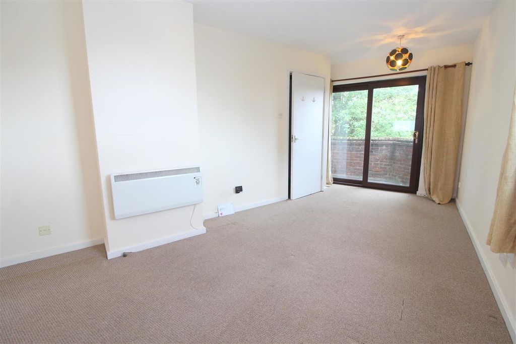 Property photo 3 of 9 Img_8901.Jpg