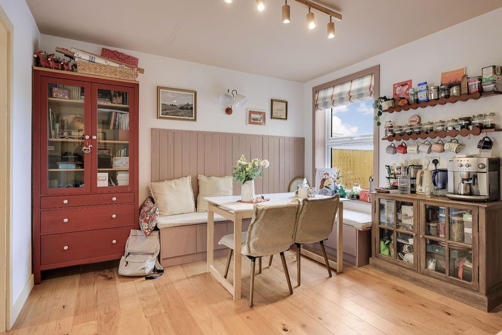 Property photo 2 of 44 Img (29).Jpg