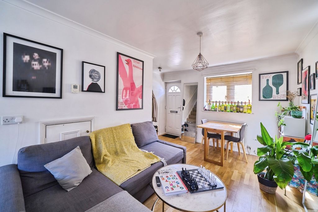 Property photo 2 of 15 Pbox-Img.Jpg