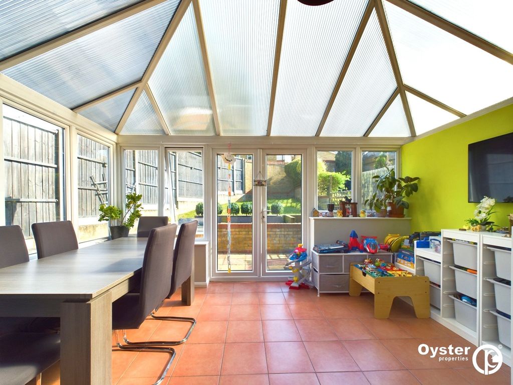 Property photo 1 of 15 Conservatory
