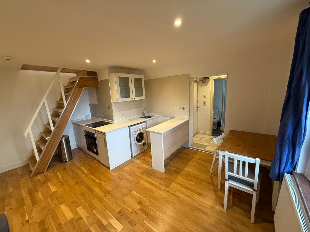 Property photo 1 of 5