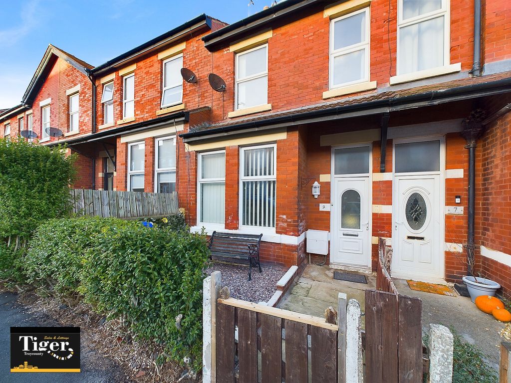Property photo 1 of 16 Cam03440G0-Pr0183-Still002