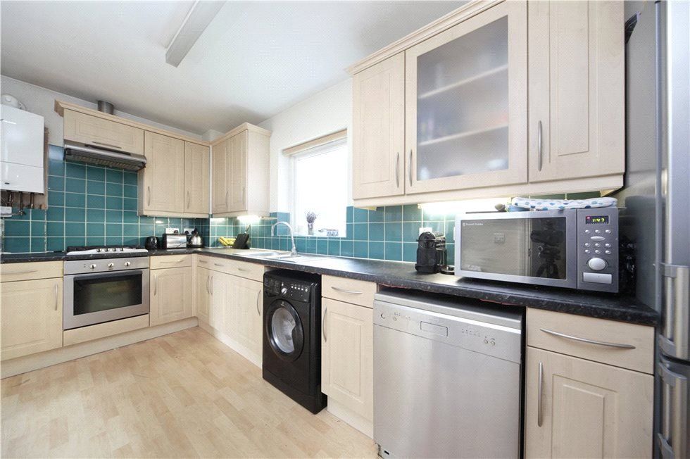 Property photo 2 of 8