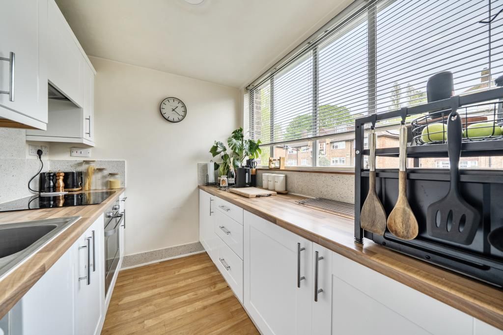 Property photo 2 of 13 Kitchen
