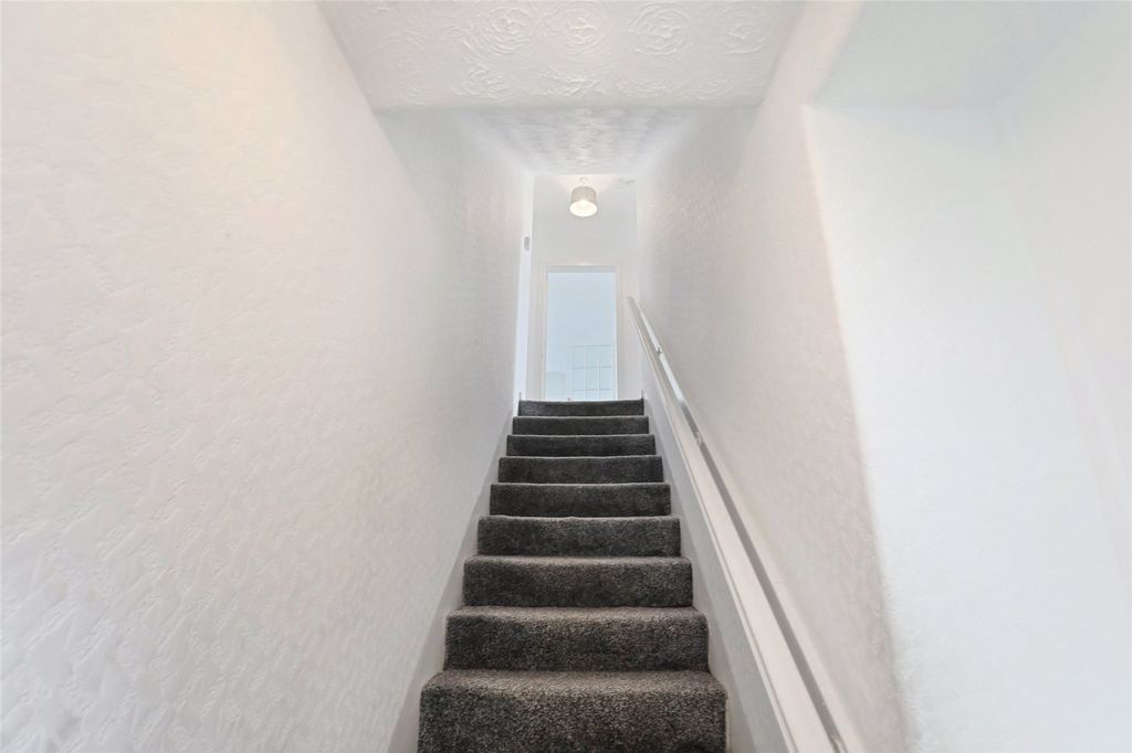 Additional image 20 of 2 bed flat for saleMunro Avenue, Kilmarnock, East Ayrshire KA1