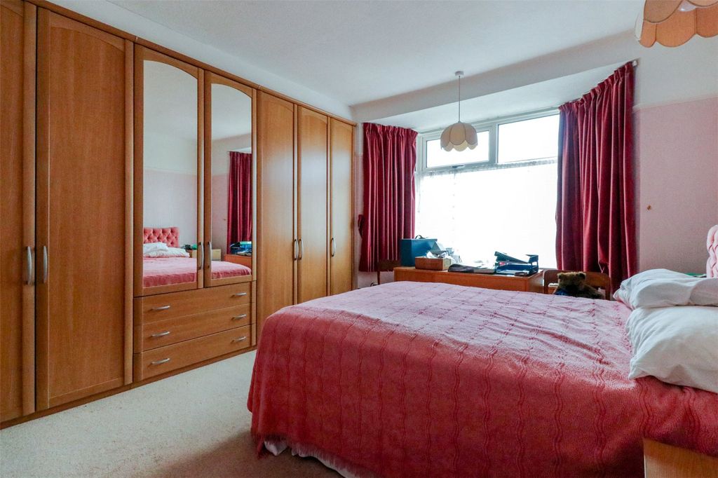 Property photo 3 of 15 Picture No. 14