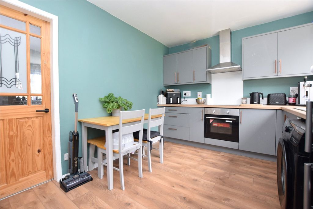 Property photo 3 of 11 Picture No. 66