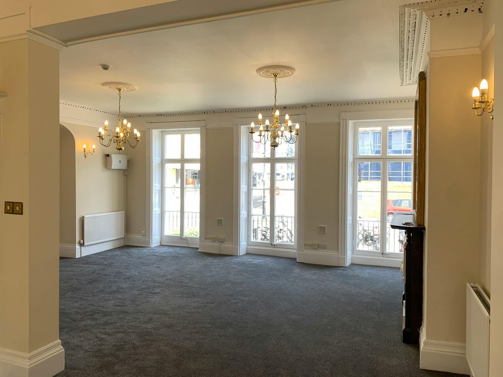 Property photo 2 of 6 Img7610.Jpg