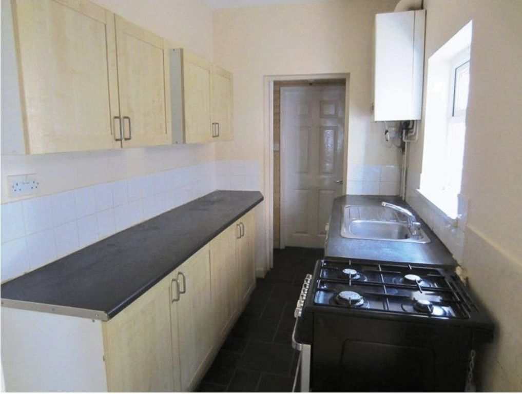 Property photo 3 of 17