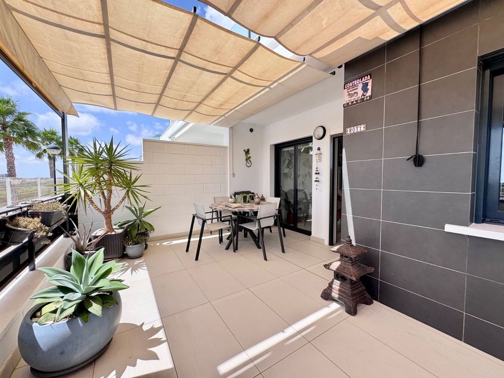 Property photo 1 of 44