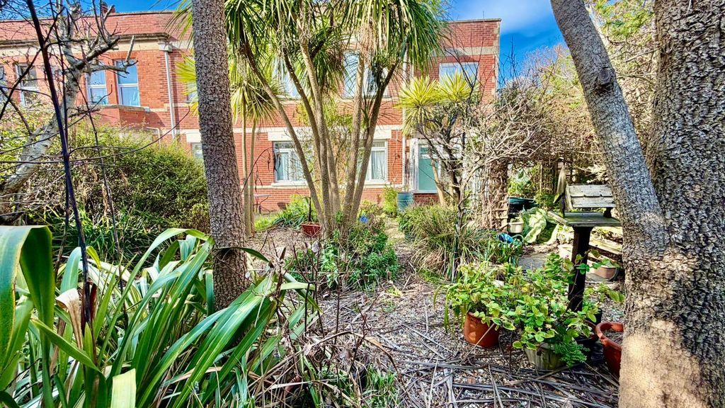 Property photo 1 of 16 Rear Garden