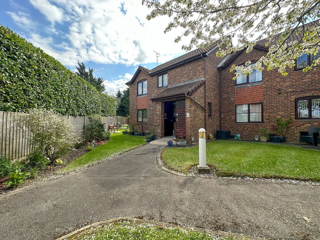 Property photo 1 of 14