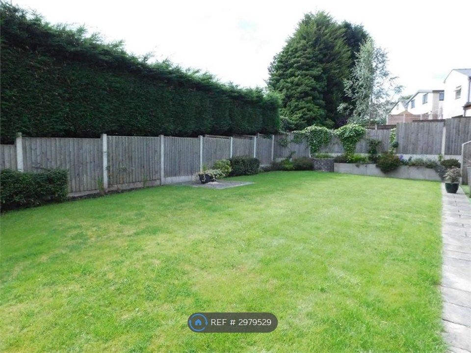 Property photo 3 of 13 Shared Garden