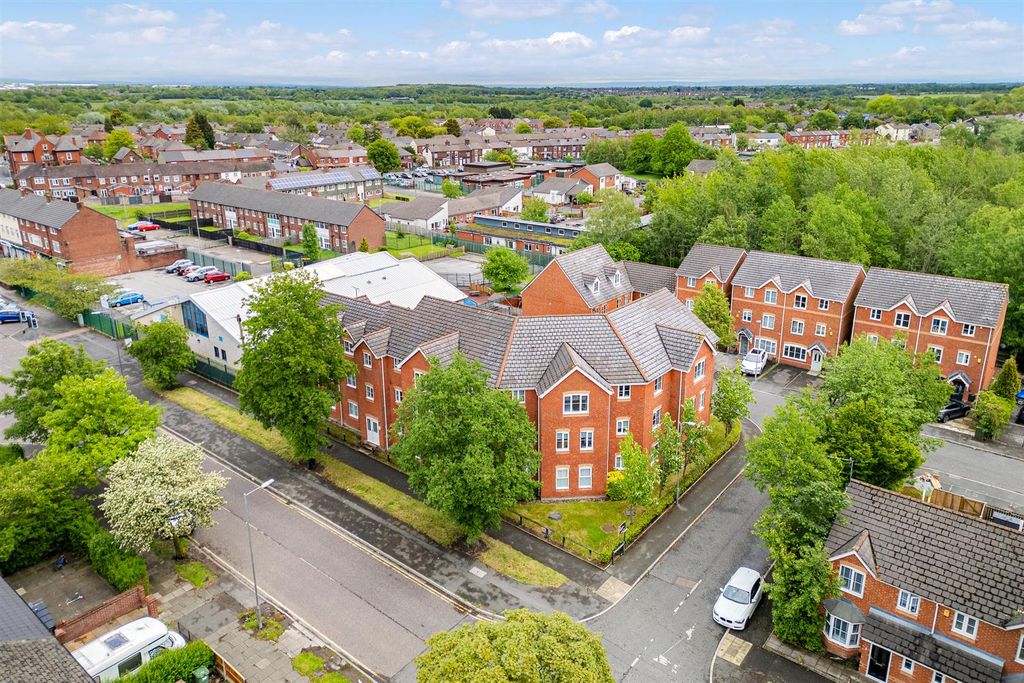 Additional image 20 of 2 bed flat for saleAshtons Green Drive, St. Helens WA9