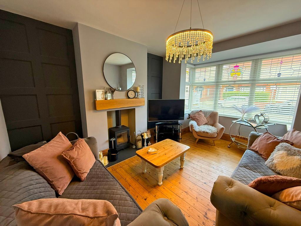 Property photo 3 of 16 Img_3841