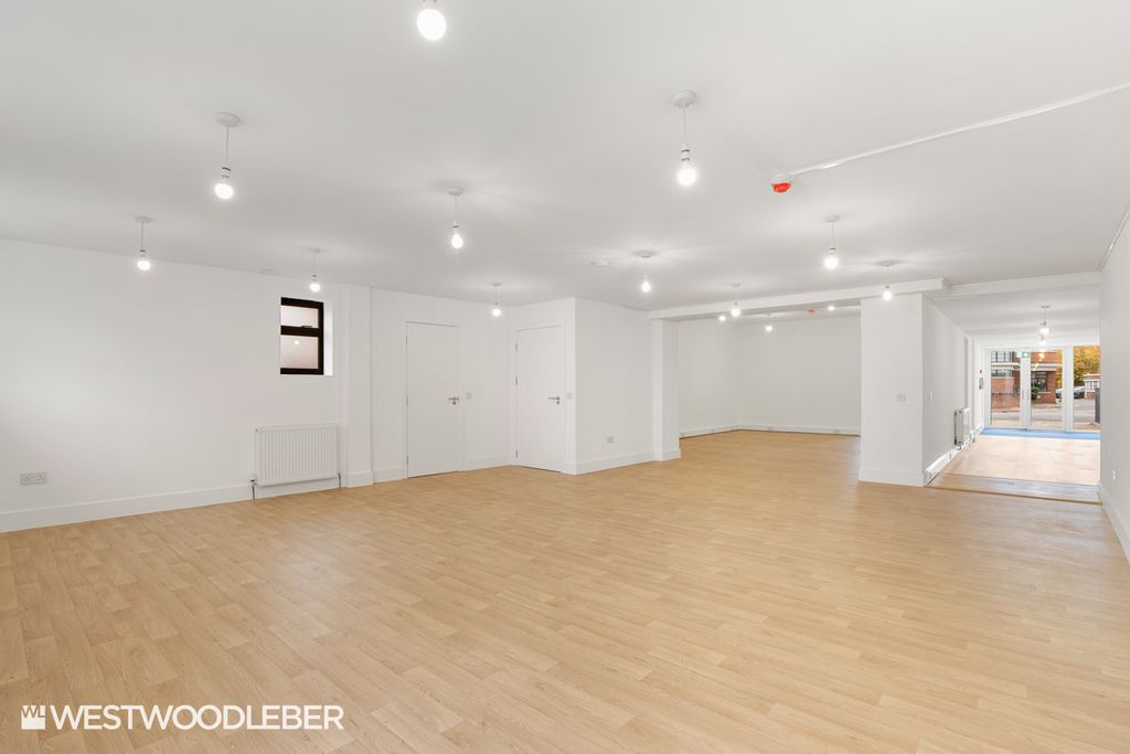 Property photo 3 of 20 Wareroad_8