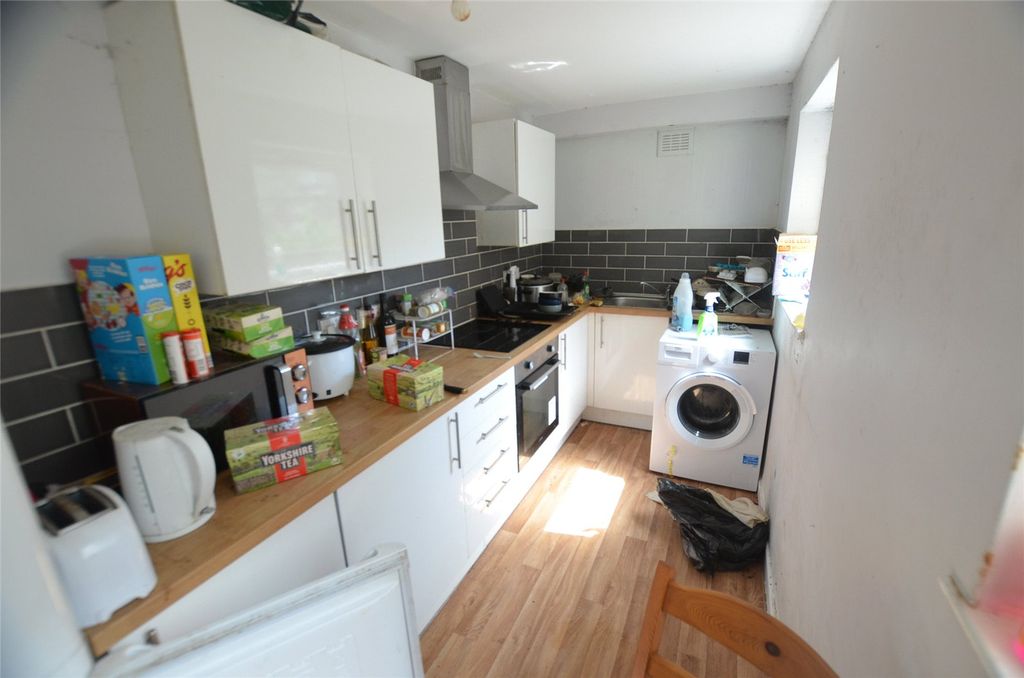 Property photo 3 of 9 Picture No. 11